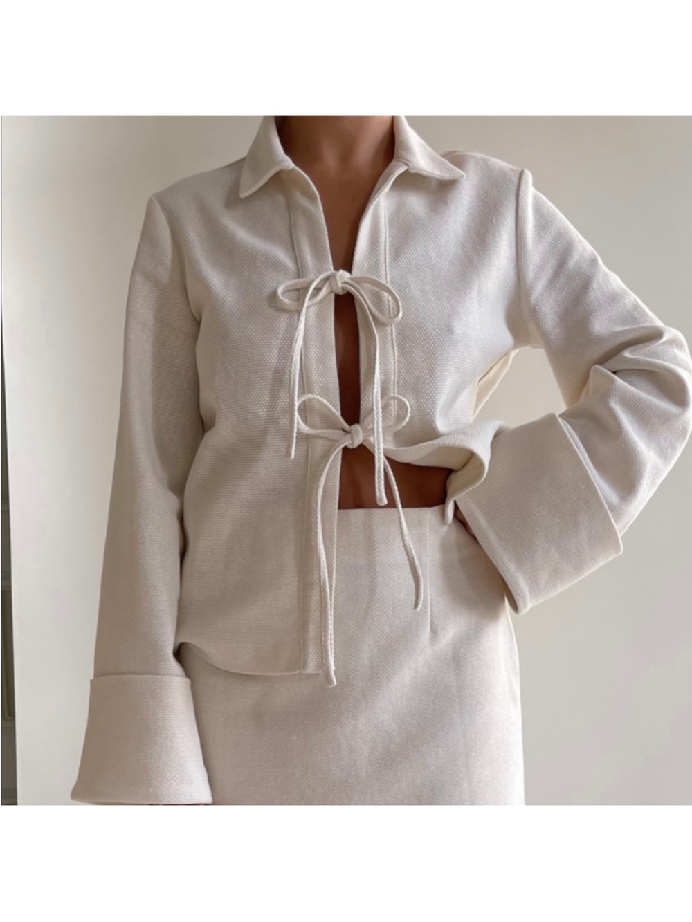 Djerf Avenue Occasion Tie Top Cream size S